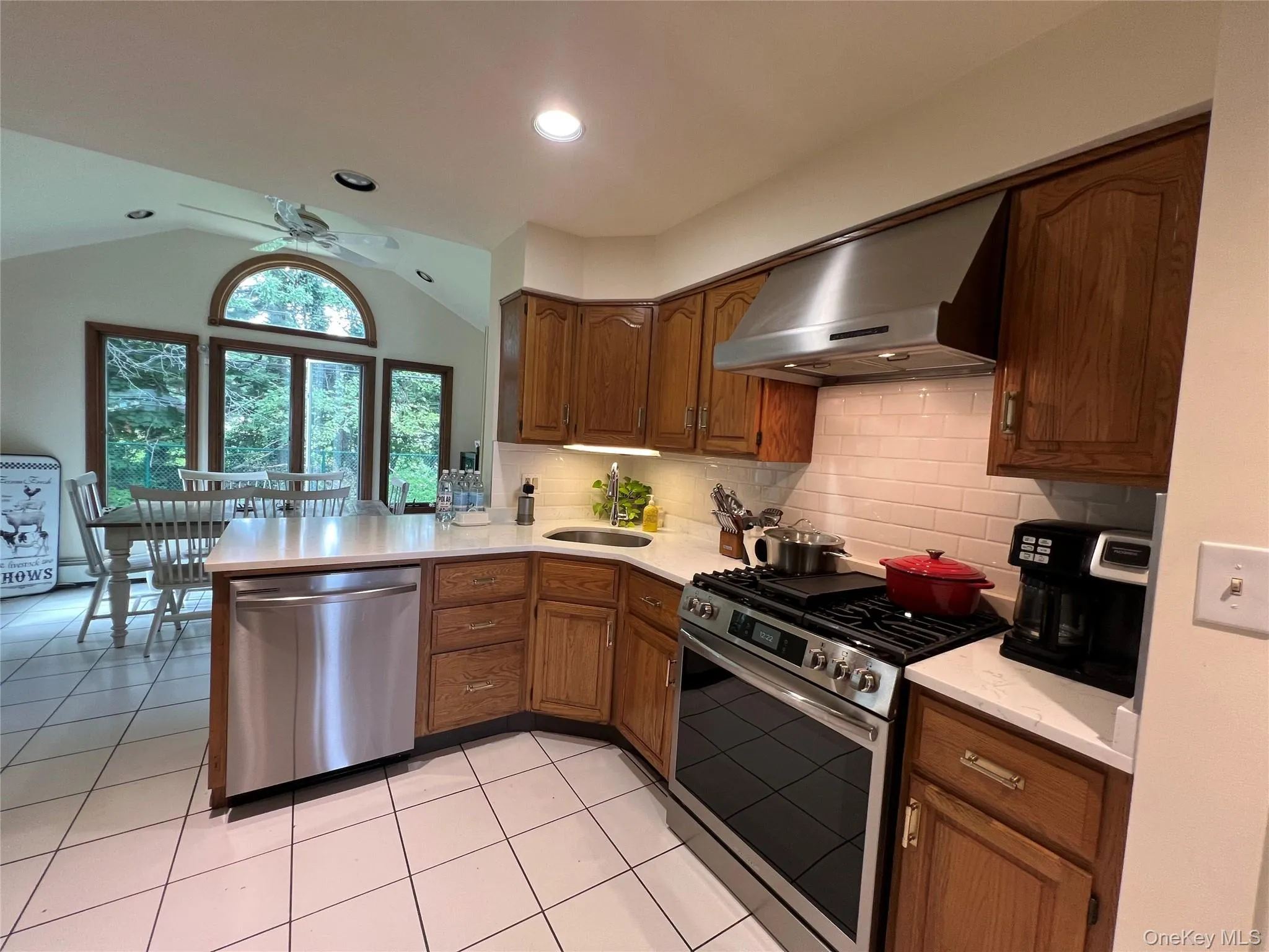 140 Hayes Street, Hempstead, NY, 3 Bedrooms Bedrooms, 7 Rooms Rooms,2 BathroomsBathrooms,Residential Lease,For Rent,Hayes,0,1045172 140 Hayes Street, Hempstead, NY, 3 Bedrooms Bedrooms, 7 Rooms Rooms,2 BathroomsBathrooms,Residential Lease,For Rent,Hayes,0,1045172