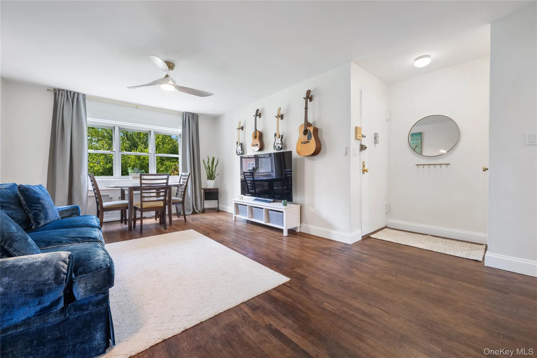 183 Drake Avenue, New Rochelle, NY, 2 Bedrooms Bedrooms, 9 Rooms Rooms,2 BathroomsBathrooms,Residential,For Rent,Drake,0,1045173 183 Drake Avenue, New Rochelle, NY, 2 Bedrooms Bedrooms, 9 Rooms Rooms,2 BathroomsBathrooms,Residential,For Rent,Drake,0,1045173