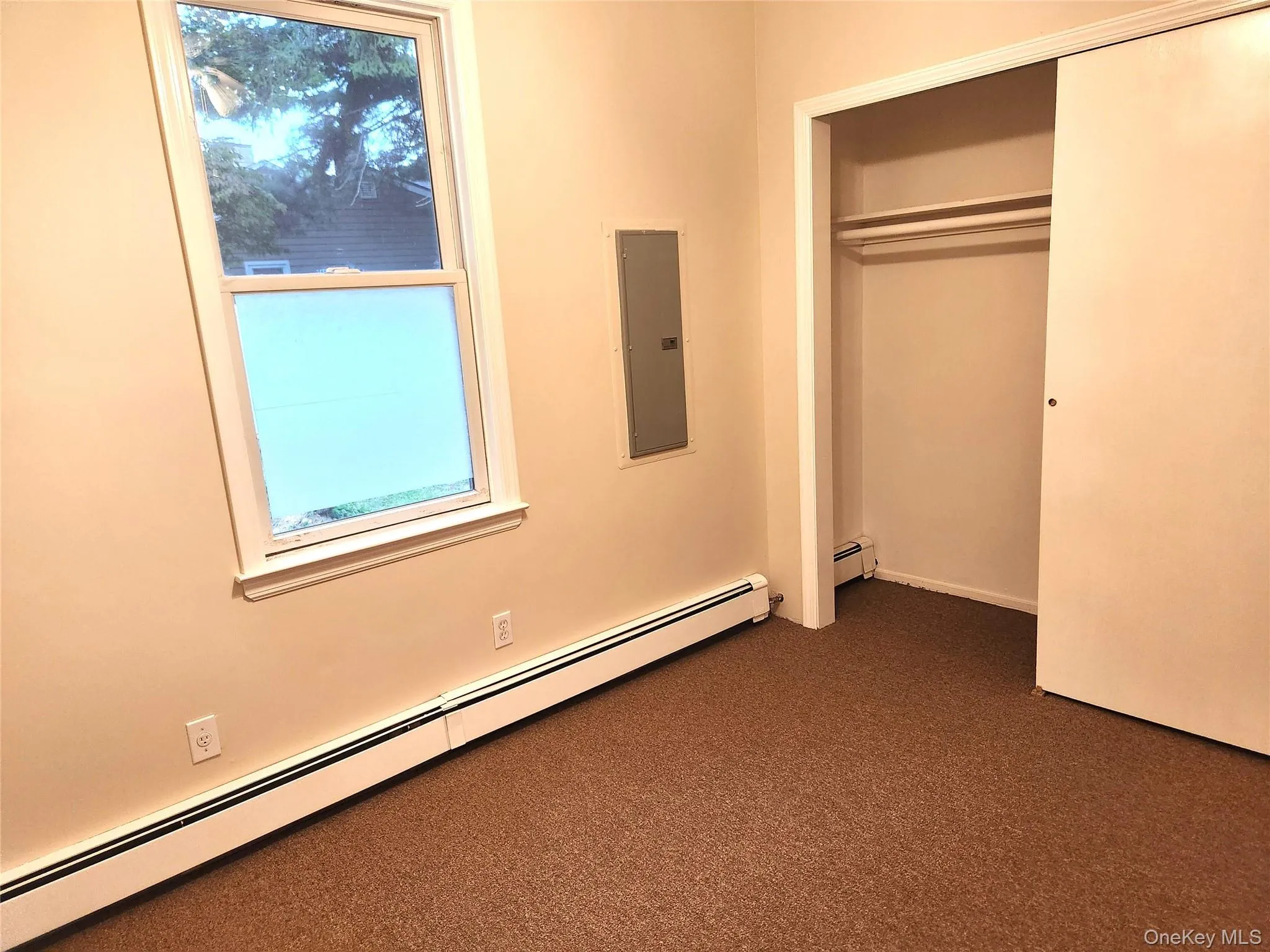 807 Meadow Road, Smithtown, NY, 3 Bedrooms Bedrooms, 6 Rooms Rooms,1 BathroomBathrooms,Residential Lease,For Rent,Meadow,0,1045174 807 Meadow Road, Smithtown, NY, 3 Bedrooms Bedrooms, 6 Rooms Rooms,1 BathroomBathrooms,Residential Lease,For Rent,Meadow,0,1045174