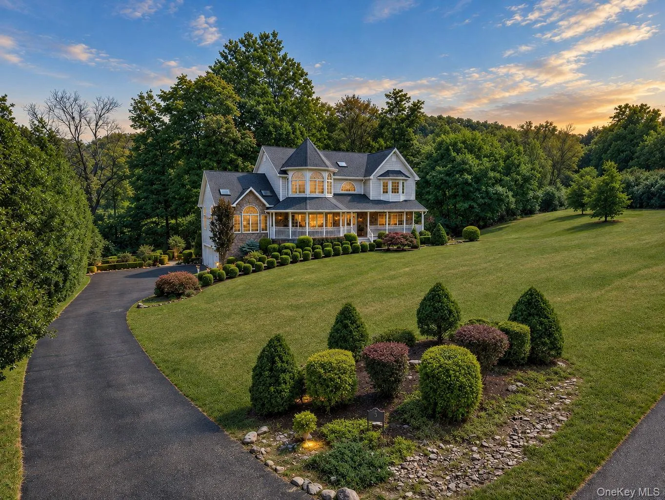 3 Trinity Place, Cornwall, NY, 5 Bedrooms Bedrooms, 14 Rooms Rooms,3 BathroomsBathrooms,Residential,For Rent,Trinity,0,1045175 3 Trinity Place, Cornwall, NY, 5 Bedrooms Bedrooms, 14 Rooms Rooms,3 BathroomsBathrooms,Residential,For Rent,Trinity,0,1045175