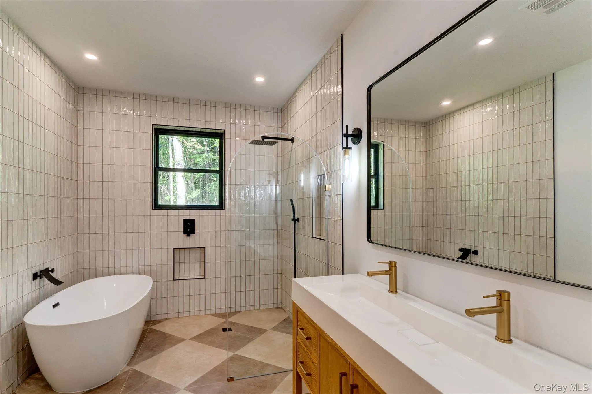 184 Mahls Pond Road, Tusten, NY, 3 Bedrooms Bedrooms, 8 Rooms Rooms,2 BathroomsBathrooms,Residential,For Rent,Mahls Pond,0,1045177 184 Mahls Pond Road, Tusten, NY, 3 Bedrooms Bedrooms, 8 Rooms Rooms,2 BathroomsBathrooms,Residential,For Rent,Mahls Pond,0,1045177