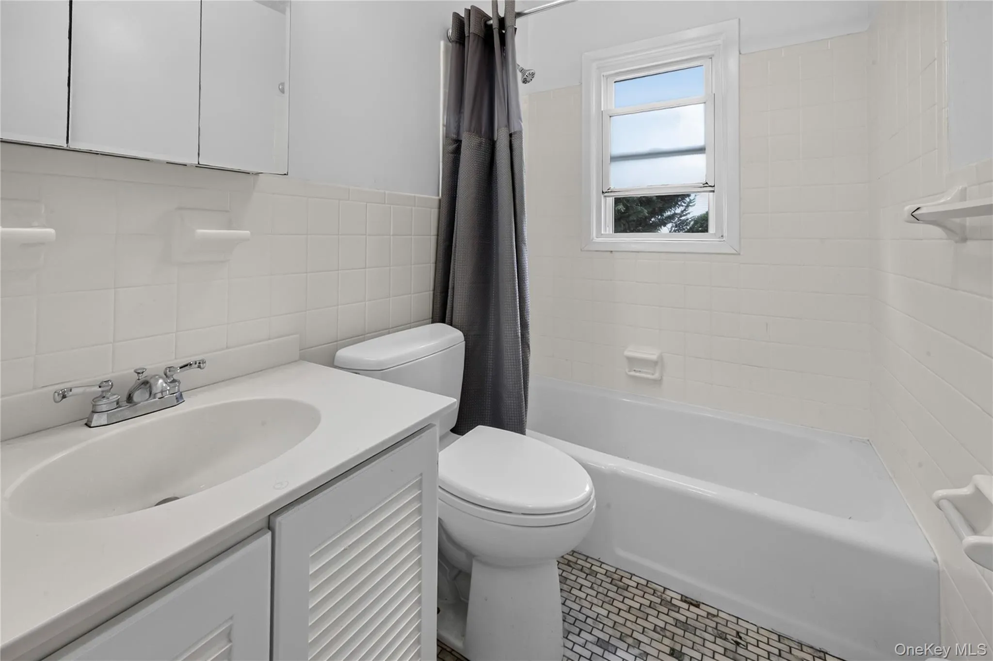 58 Prospect Avenue, Mount Pleasant, NY, 5 Bedrooms Bedrooms, 11 Rooms Rooms,3 BathroomsBathrooms,Residential Lease,For Rent,Prospect,0,1045179 58 Prospect Avenue, Mount Pleasant, NY, 5 Bedrooms Bedrooms, 11 Rooms Rooms,3 BathroomsBathrooms,Residential Lease,For Rent,Prospect,0,1045179