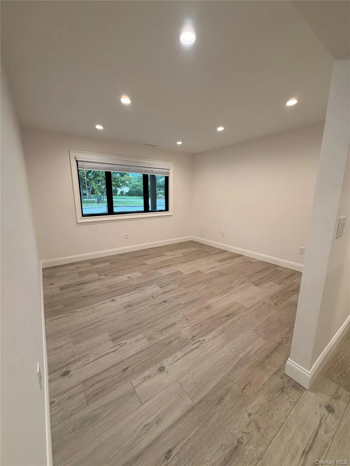 17 Jefferson Avenue, Huntington, NY, 2 Bedrooms Bedrooms, 5 Rooms Rooms,1 BathroomBathrooms,Residential Lease,For Rent,Jefferson,0,1045184 17 Jefferson Avenue, Huntington, NY, 2 Bedrooms Bedrooms, 5 Rooms Rooms,1 BathroomBathrooms,Residential Lease,For Rent,Jefferson,0,1045184