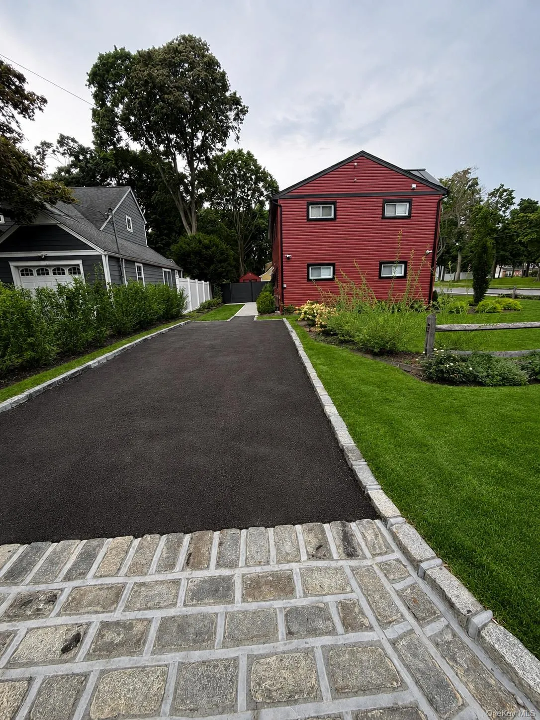 17 Jefferson Avenue, Huntington, NY, 2 Bedrooms Bedrooms, 5 Rooms Rooms,1 BathroomBathrooms,Residential Lease,For Rent,Jefferson,0,1045184 17 Jefferson Avenue, Huntington, NY, 2 Bedrooms Bedrooms, 5 Rooms Rooms,1 BathroomBathrooms,Residential Lease,For Rent,Jefferson,0,1045184