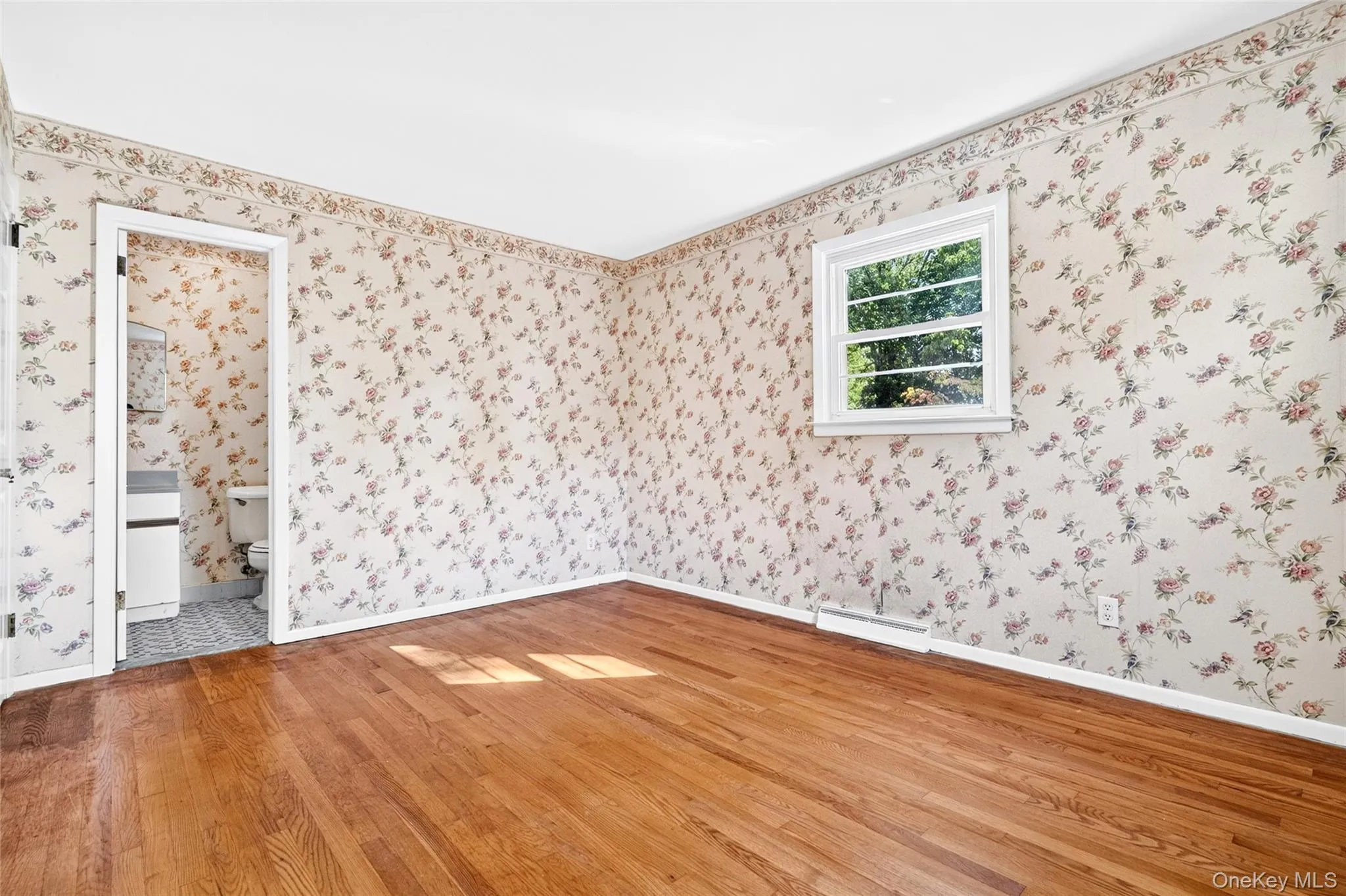 92 Kings Highway, Clarkstown, NY, 7 Bedrooms Bedrooms, 12 Rooms Rooms,2 BathroomsBathrooms,Residential,For Rent,Kings,0,1045187 92 Kings Highway, Clarkstown, NY, 7 Bedrooms Bedrooms, 12 Rooms Rooms,2 BathroomsBathrooms,Residential,For Rent,Kings,0,1045187