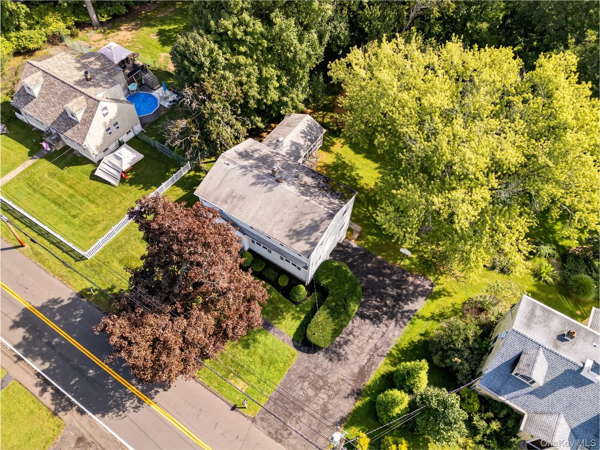 92 Kings Highway, Clarkstown, NY, 7 Bedrooms Bedrooms, 12 Rooms Rooms,2 BathroomsBathrooms,Residential,For Rent,Kings,0,1045187 92 Kings Highway, Clarkstown, NY, 7 Bedrooms Bedrooms, 12 Rooms Rooms,2 BathroomsBathrooms,Residential,For Rent,Kings,0,1045187