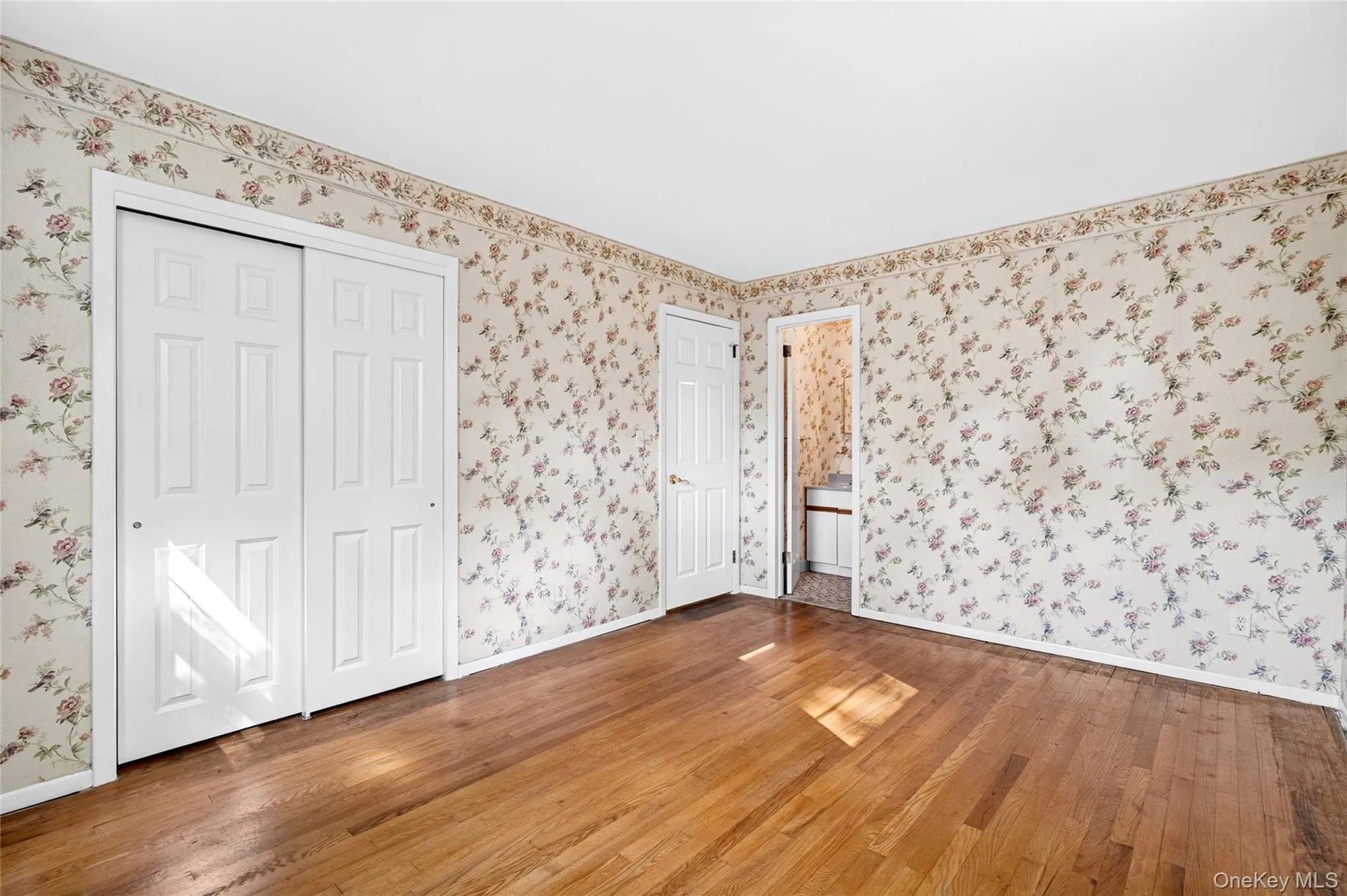 92 Kings Highway, Clarkstown, NY, 7 Bedrooms Bedrooms, 12 Rooms Rooms,2 BathroomsBathrooms,Residential,For Rent,Kings,0,1045187 92 Kings Highway, Clarkstown, NY, 7 Bedrooms Bedrooms, 12 Rooms Rooms,2 BathroomsBathrooms,Residential,For Rent,Kings,0,1045187