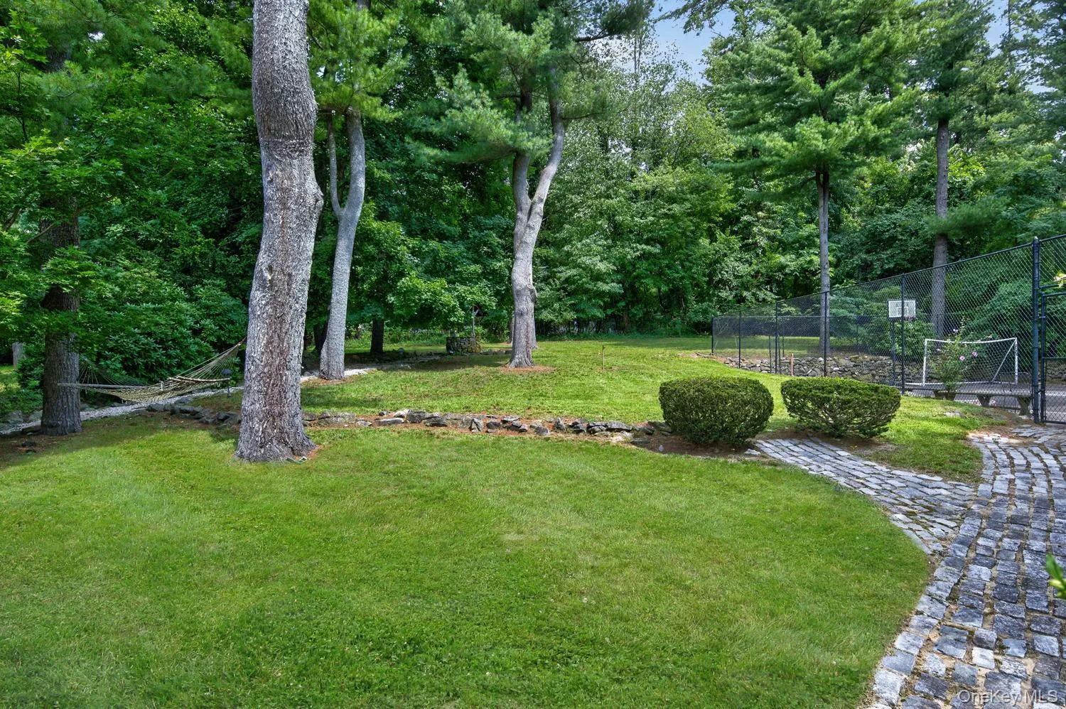 10 Dorchester Drive, Oyster Bay, NY, 5 Bedrooms Bedrooms, 14 Rooms Rooms,4 BathroomsBathrooms,Residential,For Rent,Dorchester,0,1045194 10 Dorchester Drive, Oyster Bay, NY, 5 Bedrooms Bedrooms, 14 Rooms Rooms,4 BathroomsBathrooms,Residential,For Rent,Dorchester,0,1045194