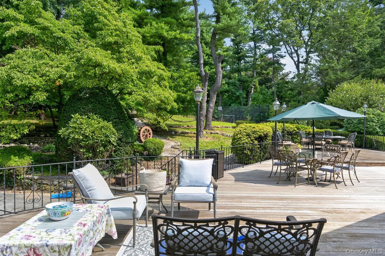 10 Dorchester Drive, Oyster Bay, NY, 5 Bedrooms Bedrooms, 14 Rooms Rooms,4 BathroomsBathrooms,Residential,For Rent,Dorchester,0,1045194 10 Dorchester Drive, Oyster Bay, NY, 5 Bedrooms Bedrooms, 14 Rooms Rooms,4 BathroomsBathrooms,Residential,For Rent,Dorchester,0,1045194