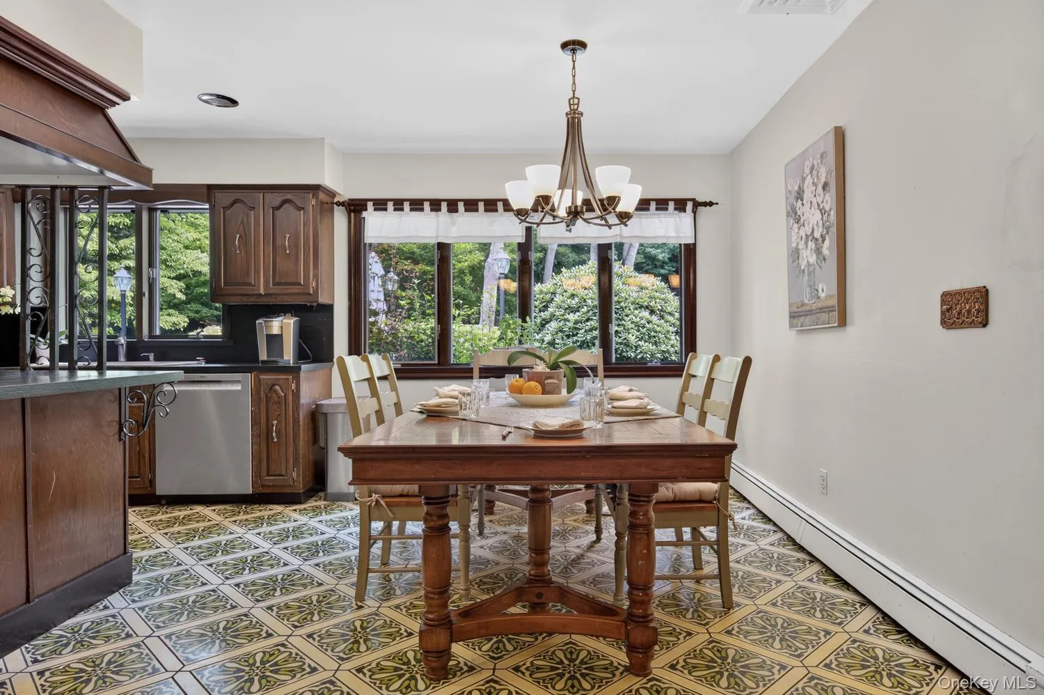 10 Dorchester Drive, Oyster Bay, NY, 5 Bedrooms Bedrooms, 14 Rooms Rooms,4 BathroomsBathrooms,Residential,For Rent,Dorchester,0,1045194 10 Dorchester Drive, Oyster Bay, NY, 5 Bedrooms Bedrooms, 14 Rooms Rooms,4 BathroomsBathrooms,Residential,For Rent,Dorchester,0,1045194