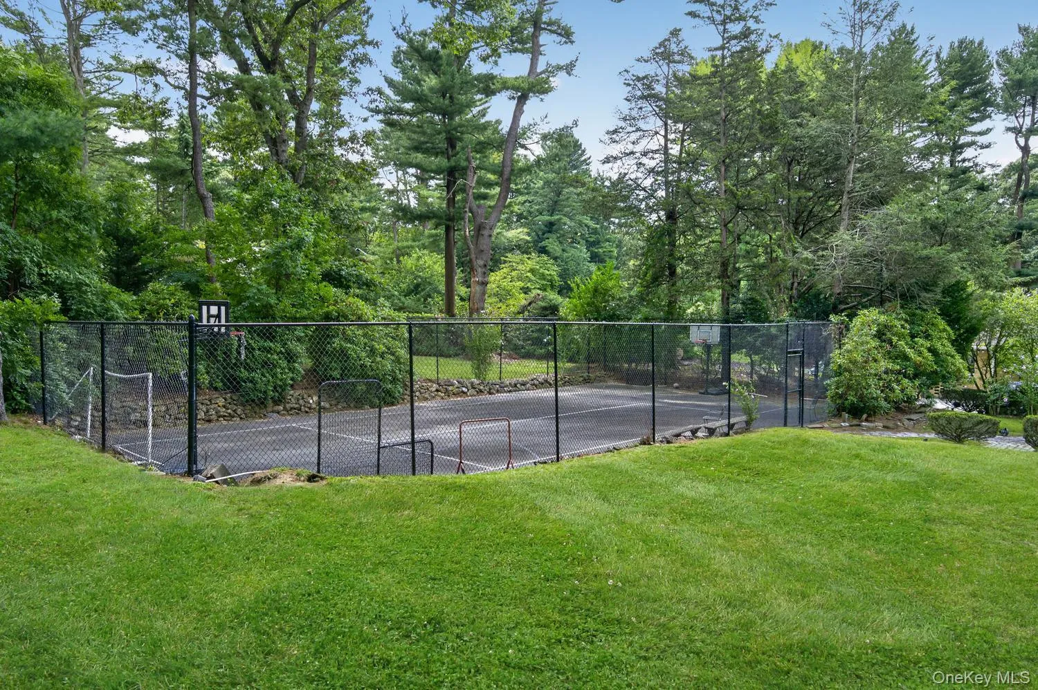 10 Dorchester Drive, Oyster Bay, NY, 5 Bedrooms Bedrooms, 14 Rooms Rooms,4 BathroomsBathrooms,Residential,For Rent,Dorchester,0,1045194 10 Dorchester Drive, Oyster Bay, NY, 5 Bedrooms Bedrooms, 14 Rooms Rooms,4 BathroomsBathrooms,Residential,For Rent,Dorchester,0,1045194