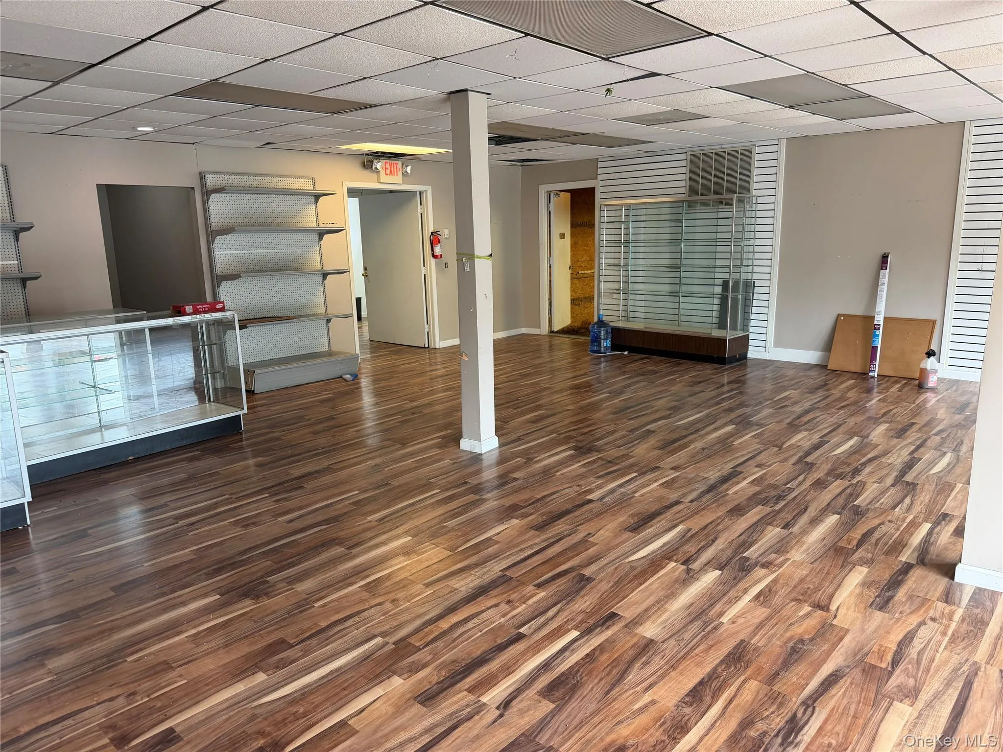 1555 Montauk Highway, Brookhaven, NY, ,Commercial Lease,For Rent,Montauk,0,1045198 1555 Montauk Highway, Brookhaven, NY, ,Commercial Lease,For Rent,Montauk,0,1045198