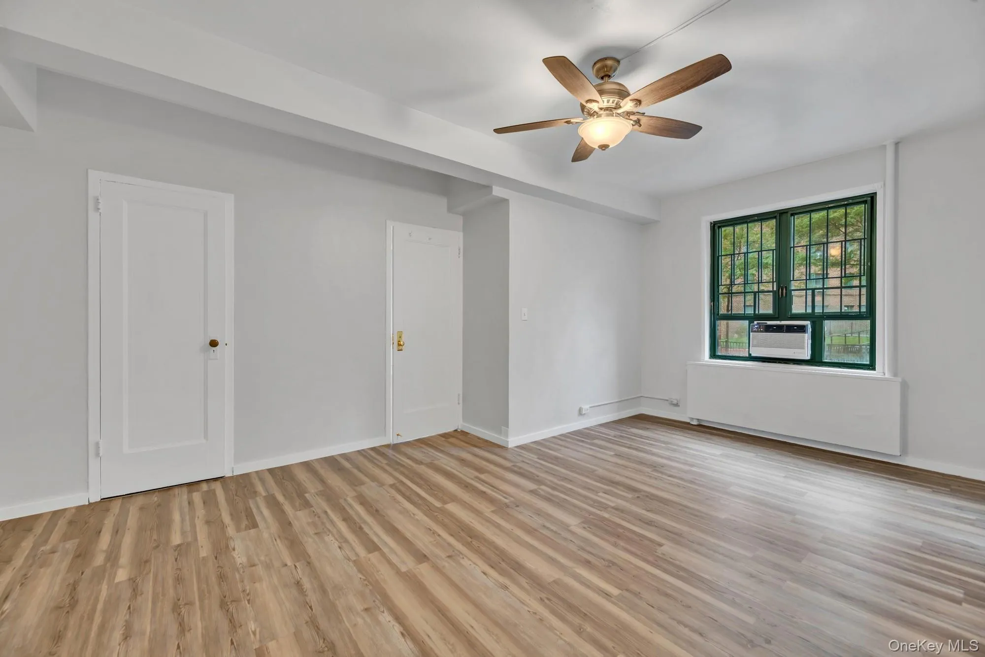 7 Metropolitan Oval, New York, NY, 1 Bedroom Bedrooms, 3 Room Rooms,1 BathroomBathrooms,Residential Lease,For Rent,Metropolitan,0,1045205 7 Metropolitan Oval, New York, NY, 1 Bedroom Bedrooms, 3 Room Rooms,1 BathroomBathrooms,Residential Lease,For Rent,Metropolitan,0,1045205