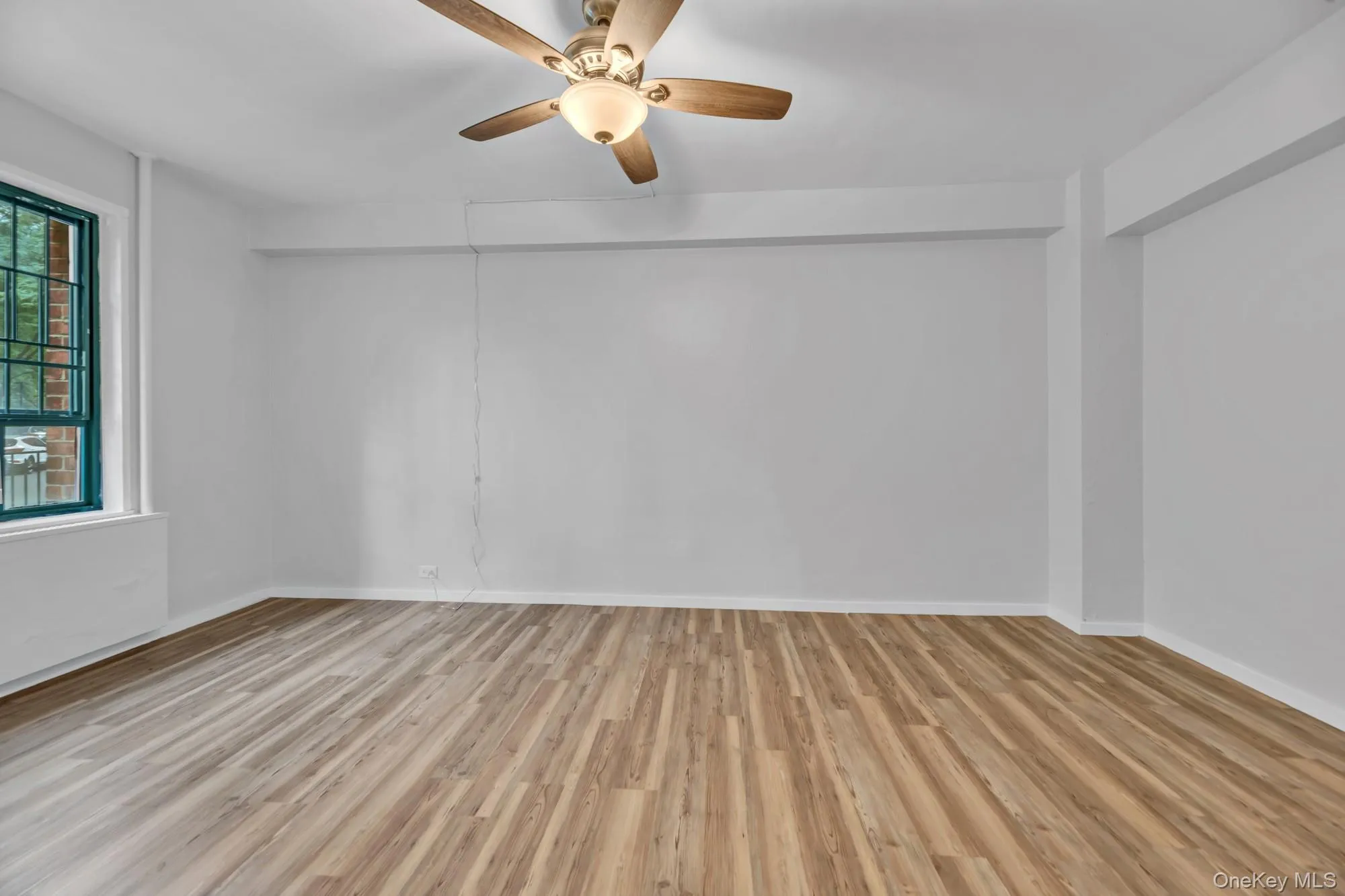 7 Metropolitan Oval, New York, NY, 1 Bedroom Bedrooms, 3 Room Rooms,1 BathroomBathrooms,Residential Lease,For Rent,Metropolitan,0,1045205 7 Metropolitan Oval, New York, NY, 1 Bedroom Bedrooms, 3 Room Rooms,1 BathroomBathrooms,Residential Lease,For Rent,Metropolitan,0,1045205