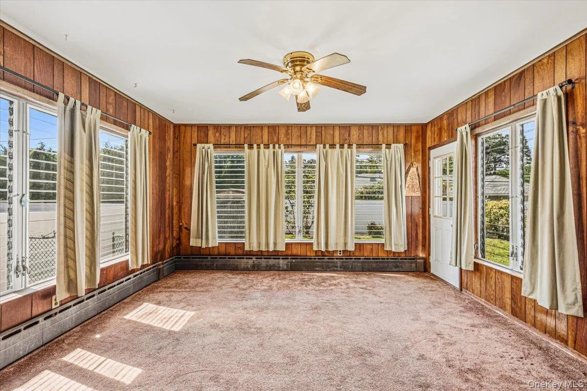 1860 Rockville Drive, Hempstead, NY, 4 Bedrooms Bedrooms, 8 Rooms Rooms,1 BathroomBathrooms,Residential,For Rent,Rockville,0,1045207 1860 Rockville Drive, Hempstead, NY, 4 Bedrooms Bedrooms, 8 Rooms Rooms,1 BathroomBathrooms,Residential,For Rent,Rockville,0,1045207