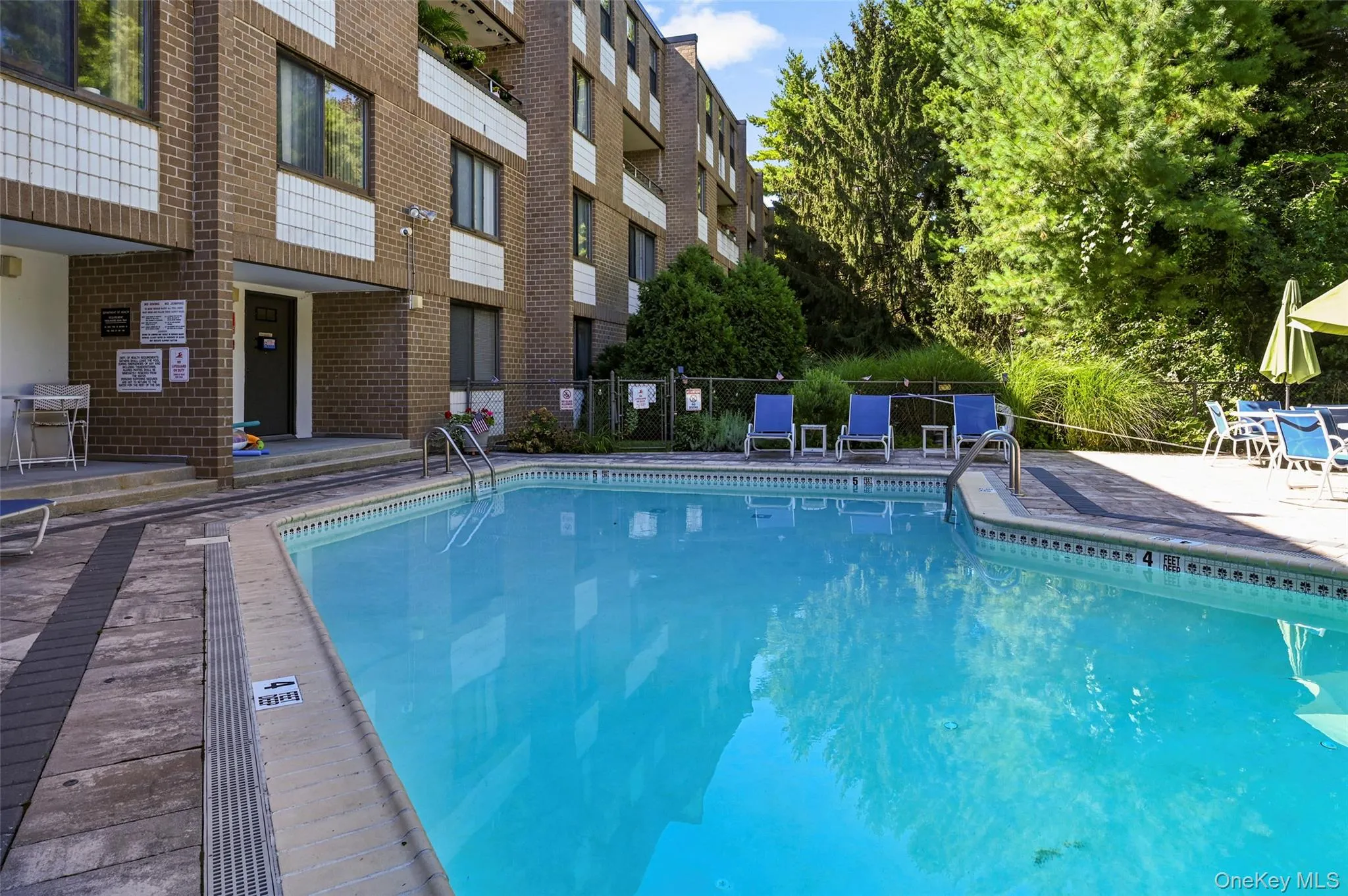 Enjoy outdoor living! Enjoy outdoor living!