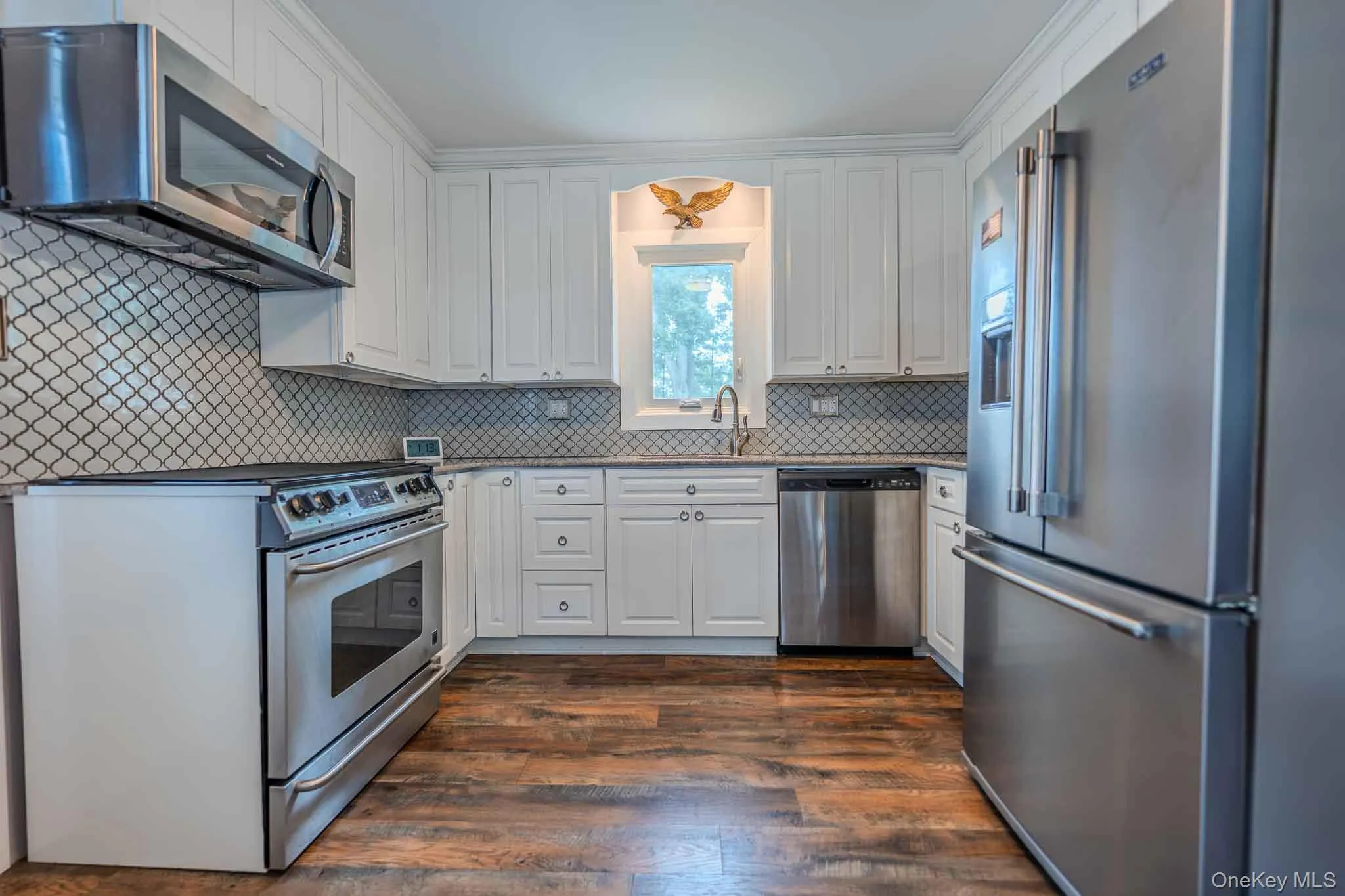 41 6th Street, Brookhaven, NY, 2 Bedrooms Bedrooms, 5 Rooms Rooms,1 BathroomBathrooms,Residential,For Rent,6th,0,1045209 41 6th Street, Brookhaven, NY, 2 Bedrooms Bedrooms, 5 Rooms Rooms,1 BathroomBathrooms,Residential,For Rent,6th,0,1045209
