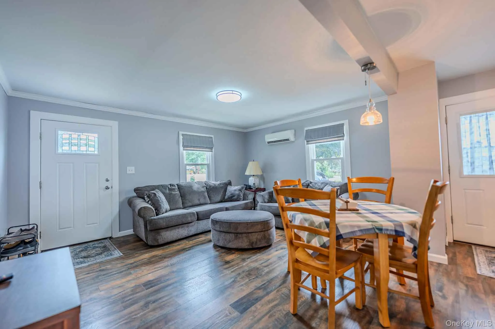 41 6th Street, Brookhaven, NY, 2 Bedrooms Bedrooms, 5 Rooms Rooms,1 BathroomBathrooms,Residential,For Rent,6th,0,1045209 41 6th Street, Brookhaven, NY, 2 Bedrooms Bedrooms, 5 Rooms Rooms,1 BathroomBathrooms,Residential,For Rent,6th,0,1045209