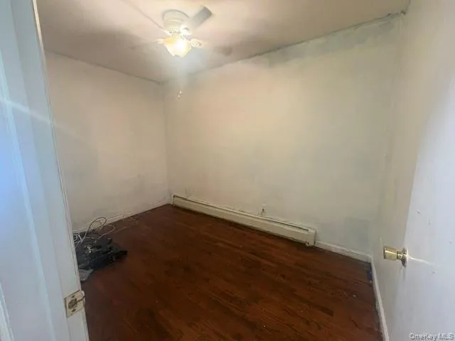 4 54TH Street, New York, NY, 3 Bedrooms Bedrooms, 5 Rooms Rooms,2 BathroomsBathrooms,Residential,For Rent,54TH,0,1045220 4 54TH Street, New York, NY, 3 Bedrooms Bedrooms, 5 Rooms Rooms,2 BathroomsBathrooms,Residential,For Rent,54TH,0,1045220