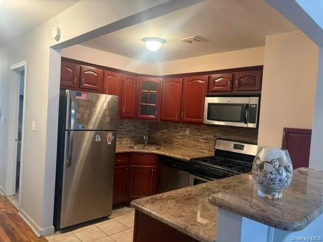 4 54TH Street, New York, NY, 3 Bedrooms Bedrooms, 5 Rooms Rooms,2 BathroomsBathrooms,Residential,For Rent,54TH,0,1045220 4 54TH Street, New York, NY, 3 Bedrooms Bedrooms, 5 Rooms Rooms,2 BathroomsBathrooms,Residential,For Rent,54TH,0,1045220