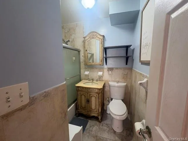 4 54TH Street, New York, NY, 3 Bedrooms Bedrooms, 5 Rooms Rooms,2 BathroomsBathrooms,Residential,For Rent,54TH,0,1045220 4 54TH Street, New York, NY, 3 Bedrooms Bedrooms, 5 Rooms Rooms,2 BathroomsBathrooms,Residential,For Rent,54TH,0,1045220