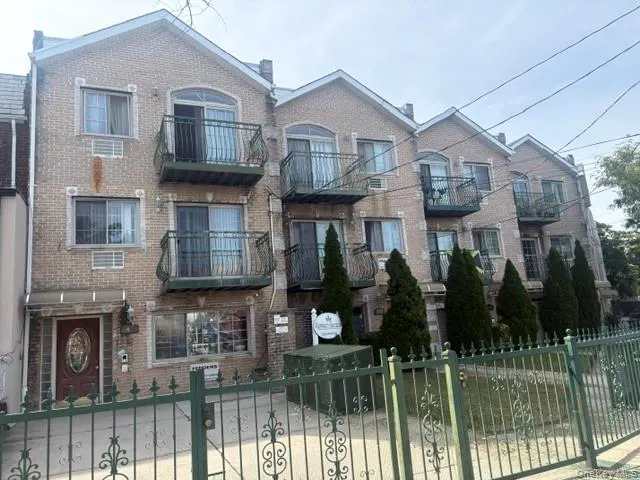 4 54TH Street, New York, NY, 3 Bedrooms Bedrooms, 5 Rooms Rooms,2 BathroomsBathrooms,Residential,For Rent,54TH,0,1045220 4 54TH Street, New York, NY, 3 Bedrooms Bedrooms, 5 Rooms Rooms,2 BathroomsBathrooms,Residential,For Rent,54TH,0,1045220