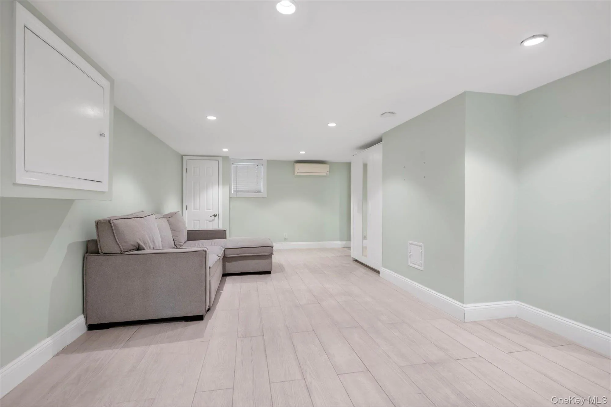153 Powerhouse Road, North Hempstead, NY, 4 Bedrooms Bedrooms, 10 Rooms Rooms,2 BathroomsBathrooms,Residential,For Rent,Powerhouse,0,1045223 153 Powerhouse Road, North Hempstead, NY, 4 Bedrooms Bedrooms, 10 Rooms Rooms,2 BathroomsBathrooms,Residential,For Rent,Powerhouse,0,1045223