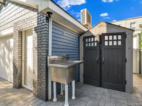 10156 107th Street, New York, NY, 7 Bedrooms Bedrooms, 12 Rooms Rooms,4 BathroomsBathrooms,Residential,For Rent,107th,0,1045225 10156 107th Street, New York, NY, 7 Bedrooms Bedrooms, 12 Rooms Rooms,4 BathroomsBathrooms,Residential,For Rent,107th,0,1045225