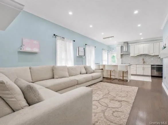 10156 107th Street, New York, NY, 7 Bedrooms Bedrooms, 12 Rooms Rooms,4 BathroomsBathrooms,Residential,For Rent,107th,0,1045225 10156 107th Street, New York, NY, 7 Bedrooms Bedrooms, 12 Rooms Rooms,4 BathroomsBathrooms,Residential,For Rent,107th,0,1045225