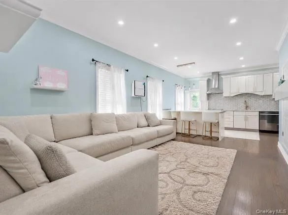 10156 107th Street, New York, NY, 7 Bedrooms Bedrooms, 12 Rooms Rooms,4 BathroomsBathrooms,Residential,For Rent,107th,0,1045225 10156 107th Street, New York, NY, 7 Bedrooms Bedrooms, 12 Rooms Rooms,4 BathroomsBathrooms,Residential,For Rent,107th,0,1045225