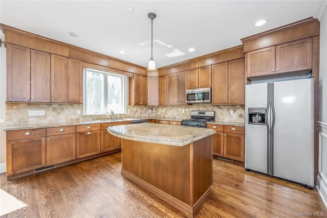114 Lincoln Avenue, Harrison, NY, 4 Bedrooms Bedrooms, 8 Rooms Rooms,3 BathroomsBathrooms,Residential Lease,For Rent,Lincoln,0,1045226 114 Lincoln Avenue, Harrison, NY, 4 Bedrooms Bedrooms, 8 Rooms Rooms,3 BathroomsBathrooms,Residential Lease,For Rent,Lincoln,0,1045226