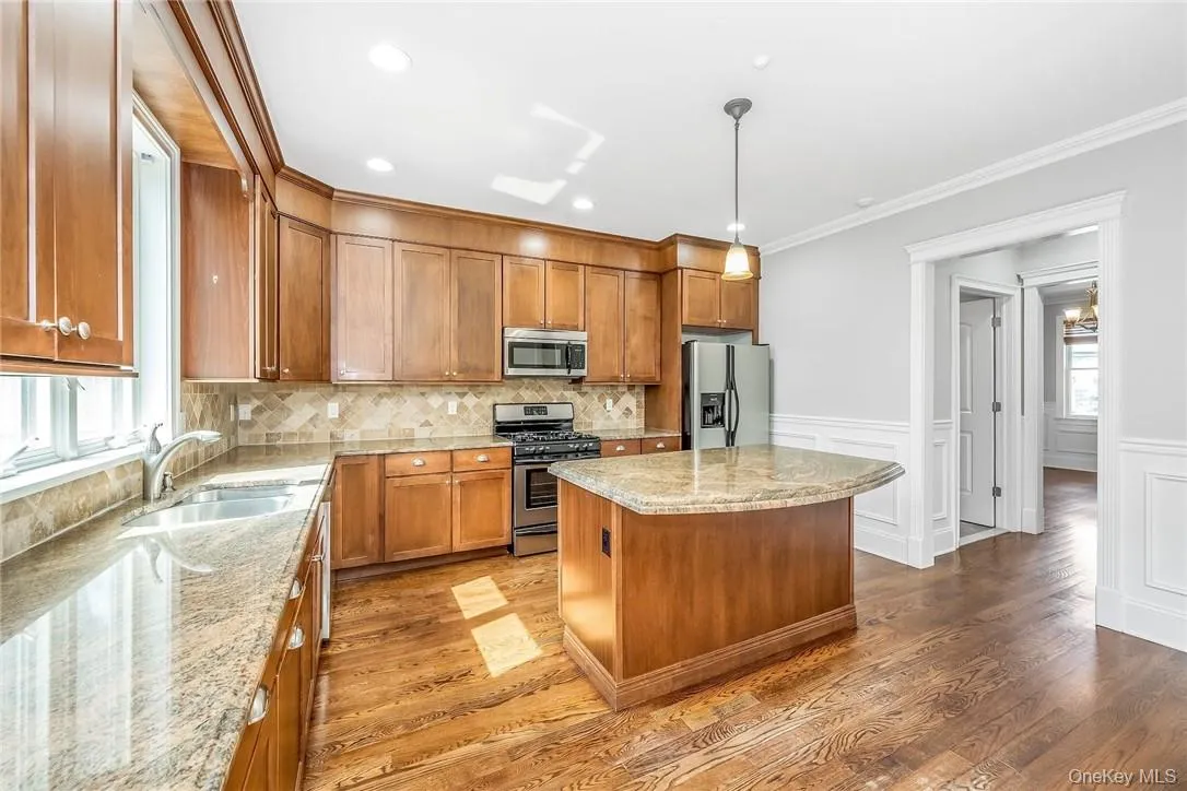 114 Lincoln Avenue, Harrison, NY, 4 Bedrooms Bedrooms, 8 Rooms Rooms,3 BathroomsBathrooms,Residential Lease,For Rent,Lincoln,0,1045226 114 Lincoln Avenue, Harrison, NY, 4 Bedrooms Bedrooms, 8 Rooms Rooms,3 BathroomsBathrooms,Residential Lease,For Rent,Lincoln,0,1045226
