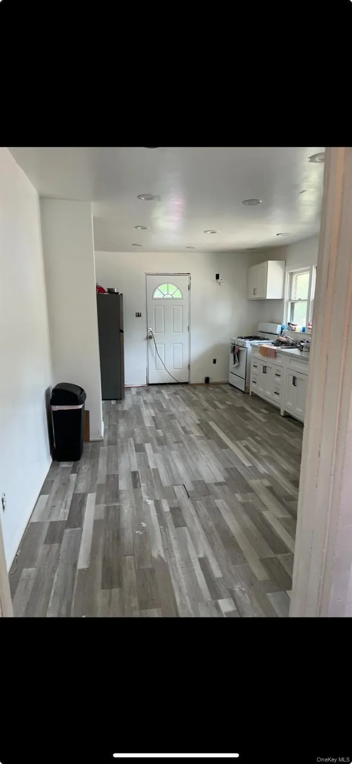 42 Bennett Street, Thompson, NY, 3 Bedrooms Bedrooms, 5 Rooms Rooms,1 BathroomBathrooms,Residential Lease,For Rent,Bennett,0,1045227 42 Bennett Street, Thompson, NY, 3 Bedrooms Bedrooms, 5 Rooms Rooms,1 BathroomBathrooms,Residential Lease,For Rent,Bennett,0,1045227