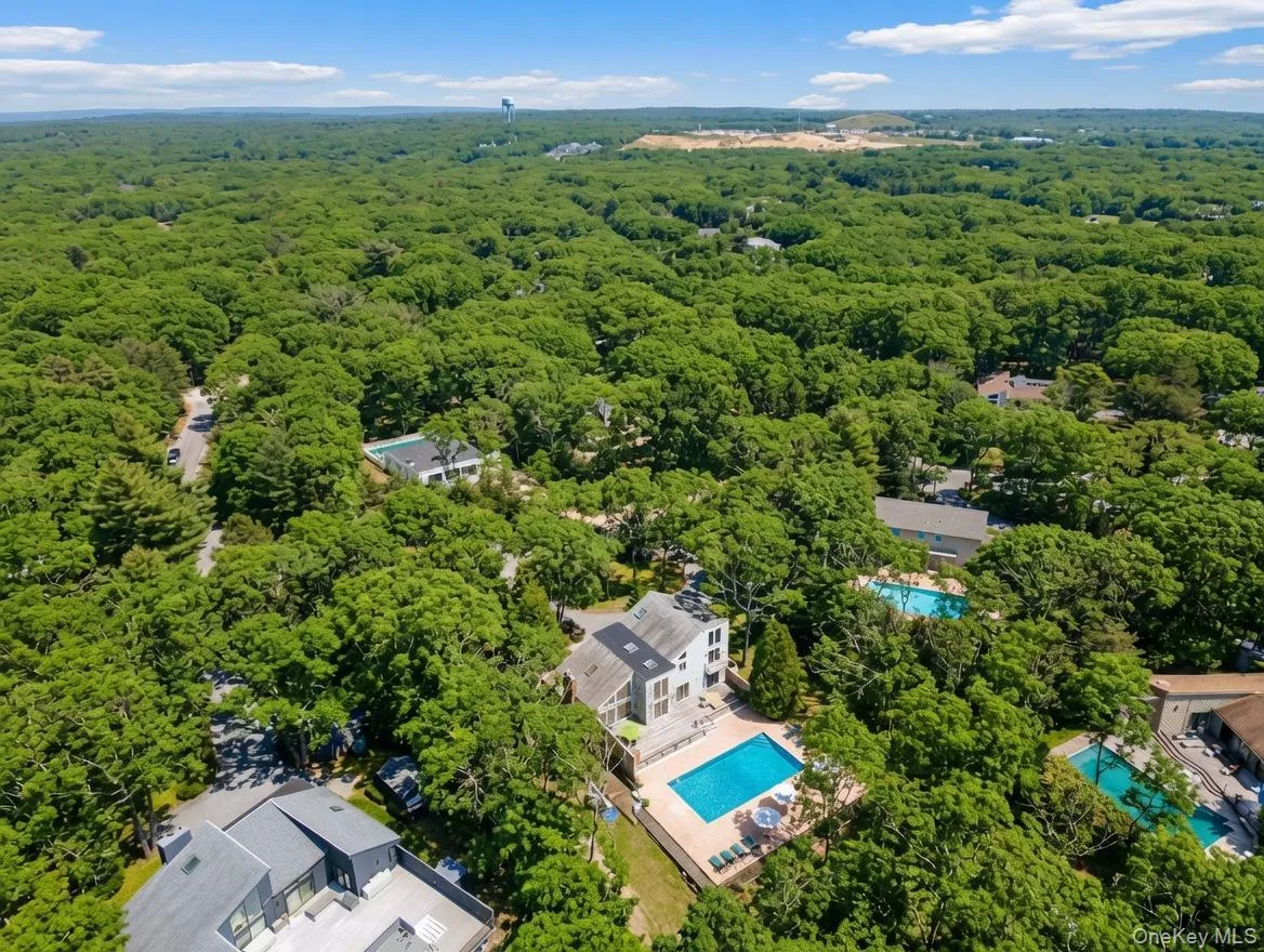 44 Diane Drive, East Hampton, NY, 4 Bedrooms Bedrooms, 6 Rooms Rooms,2 BathroomsBathrooms,Residential Lease,For Rent,Diane,0,1045230 44 Diane Drive, East Hampton, NY, 4 Bedrooms Bedrooms, 6 Rooms Rooms,2 BathroomsBathrooms,Residential Lease,For Rent,Diane,0,1045230