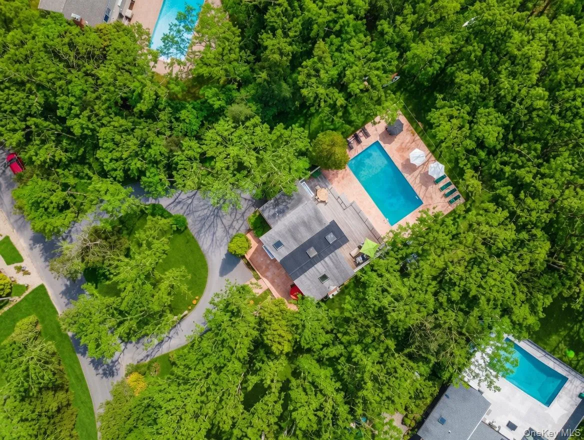 44 Diane Drive, East Hampton, NY, 4 Bedrooms Bedrooms, 6 Rooms Rooms,2 BathroomsBathrooms,Residential Lease,For Rent,Diane,0,1045230 44 Diane Drive, East Hampton, NY, 4 Bedrooms Bedrooms, 6 Rooms Rooms,2 BathroomsBathrooms,Residential Lease,For Rent,Diane,0,1045230