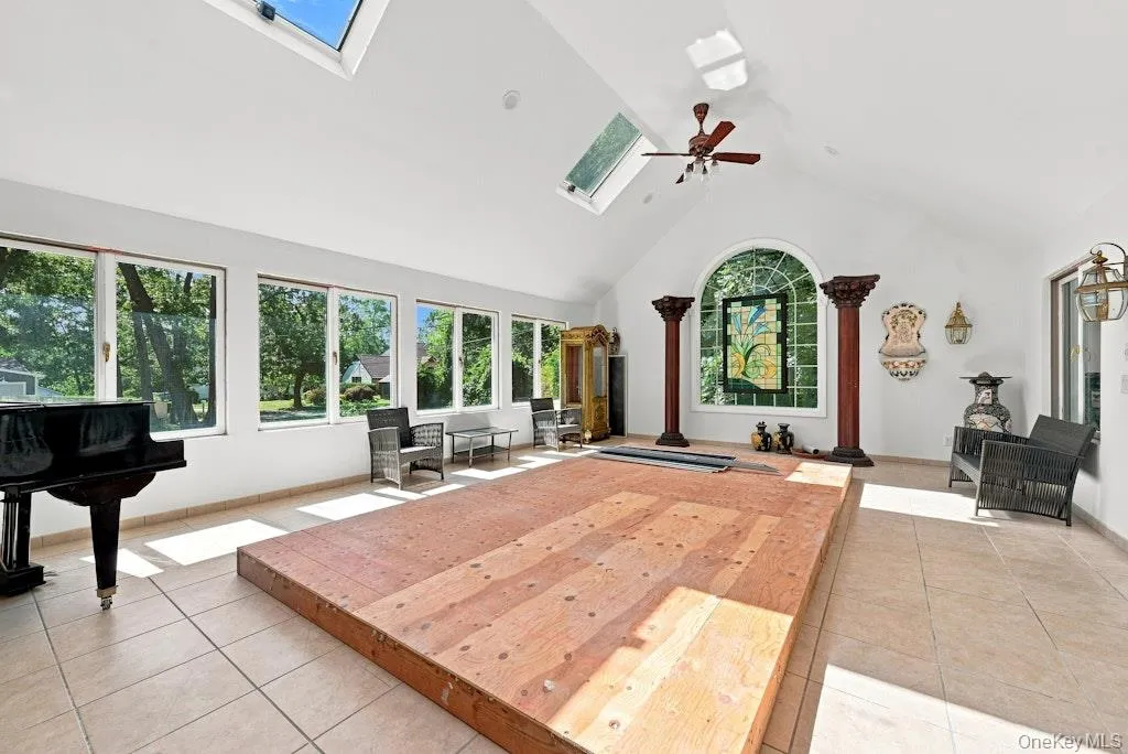 48 Private Road, Riverhead, NY, 4 Bedrooms Bedrooms, 10 Rooms Rooms,2 BathroomsBathrooms,Residential,For Rent,Private,0,1045233 48 Private Road, Riverhead, NY, 4 Bedrooms Bedrooms, 10 Rooms Rooms,2 BathroomsBathrooms,Residential,For Rent,Private,0,1045233