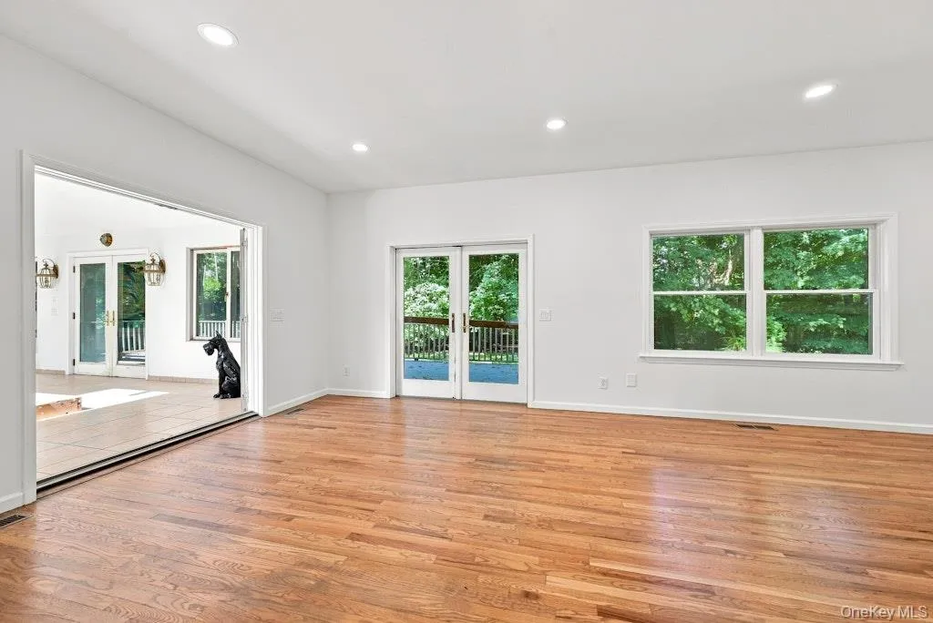 48 Private Road, Riverhead, NY, 4 Bedrooms Bedrooms, 10 Rooms Rooms,2 BathroomsBathrooms,Residential,For Rent,Private,0,1045233 48 Private Road, Riverhead, NY, 4 Bedrooms Bedrooms, 10 Rooms Rooms,2 BathroomsBathrooms,Residential,For Rent,Private,0,1045233