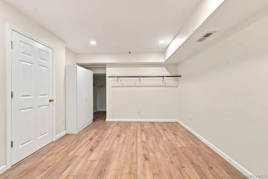 48 Private Road, Riverhead, NY, 4 Bedrooms Bedrooms, 10 Rooms Rooms,2 BathroomsBathrooms,Residential,For Rent,Private,0,1045233 48 Private Road, Riverhead, NY, 4 Bedrooms Bedrooms, 10 Rooms Rooms,2 BathroomsBathrooms,Residential,For Rent,Private,0,1045233