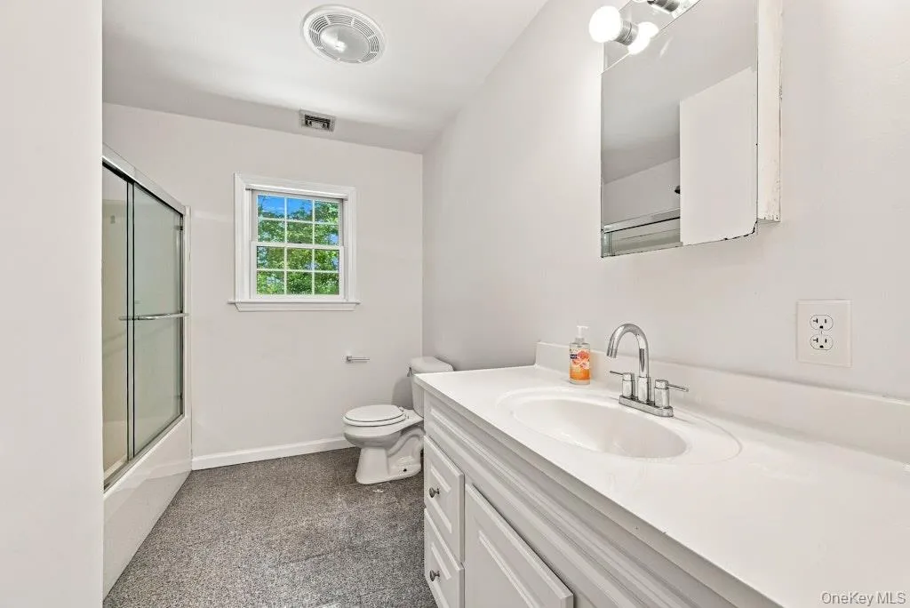 48 Private Road, Riverhead, NY, 4 Bedrooms Bedrooms, 10 Rooms Rooms,2 BathroomsBathrooms,Residential,For Rent,Private,0,1045233 48 Private Road, Riverhead, NY, 4 Bedrooms Bedrooms, 10 Rooms Rooms,2 BathroomsBathrooms,Residential,For Rent,Private,0,1045233
