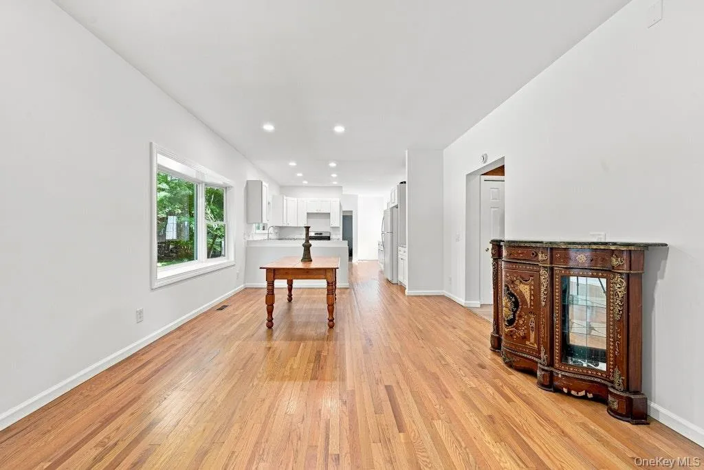 48 Private Road, Riverhead, NY, 4 Bedrooms Bedrooms, 10 Rooms Rooms,2 BathroomsBathrooms,Residential,For Rent,Private,0,1045233 48 Private Road, Riverhead, NY, 4 Bedrooms Bedrooms, 10 Rooms Rooms,2 BathroomsBathrooms,Residential,For Rent,Private,0,1045233