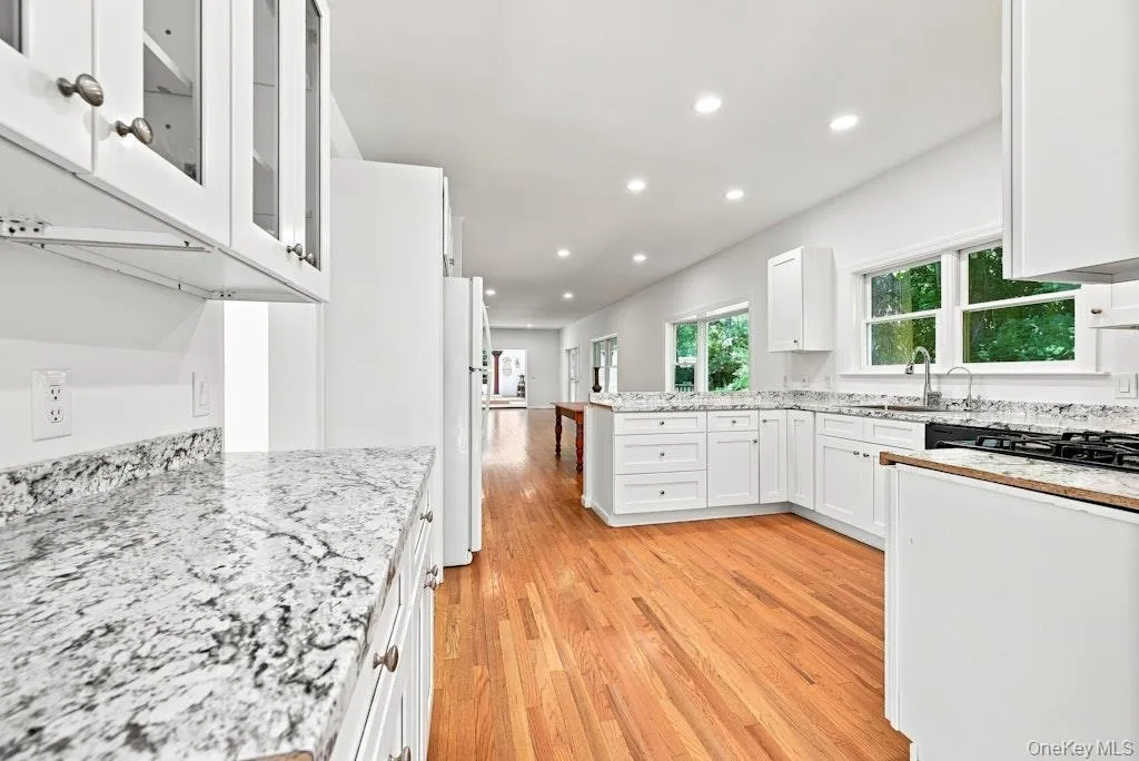 48 Private Road, Riverhead, NY, 4 Bedrooms Bedrooms, 10 Rooms Rooms,2 BathroomsBathrooms,Residential,For Rent,Private,0,1045233 48 Private Road, Riverhead, NY, 4 Bedrooms Bedrooms, 10 Rooms Rooms,2 BathroomsBathrooms,Residential,For Rent,Private,0,1045233