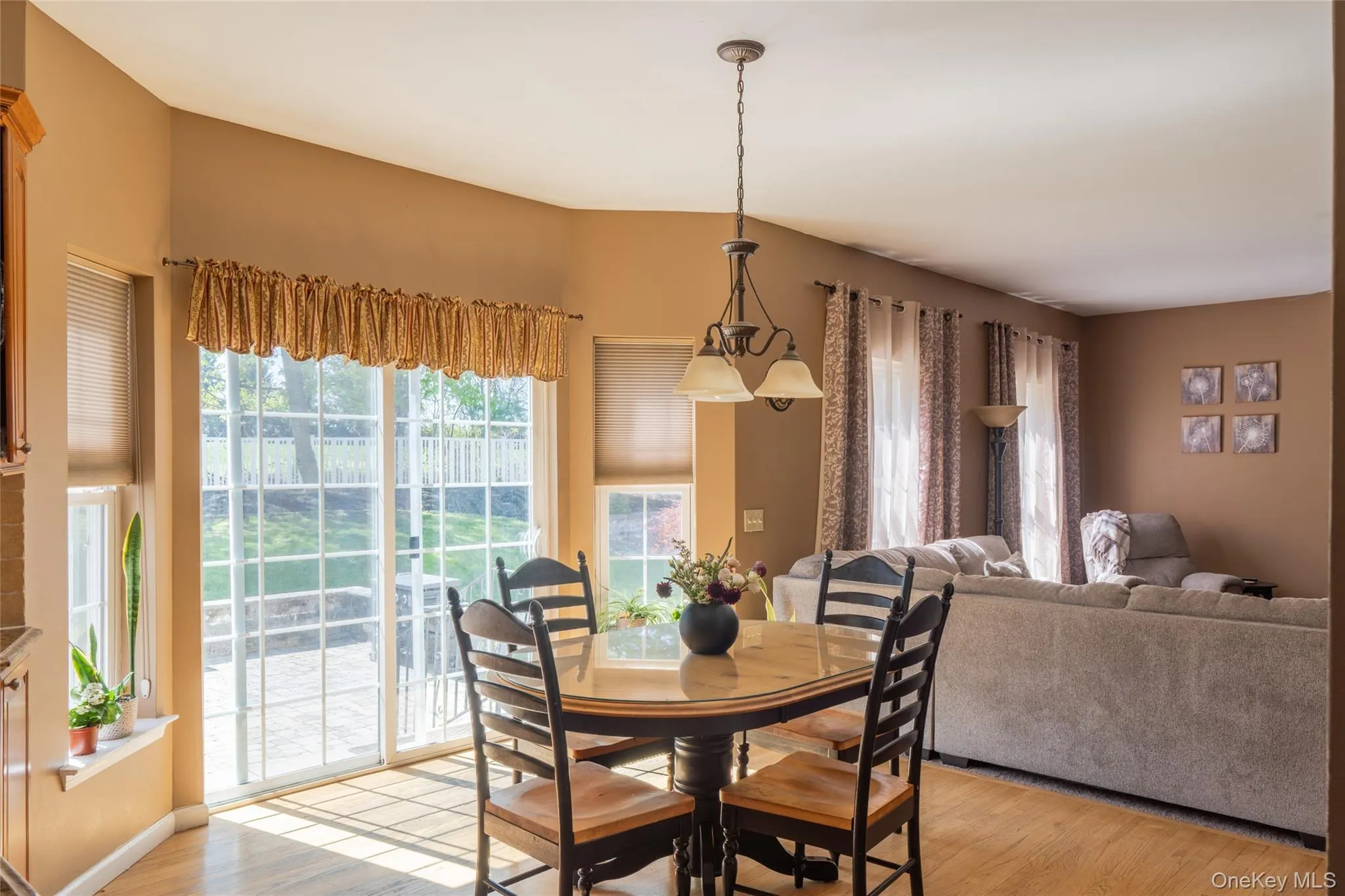 12 Ridgeview Lane, Marlboro, NY, 4 Bedrooms Bedrooms, 14 Rooms Rooms,2 BathroomsBathrooms,Residential,For Rent,Ridgeview,0,1045235 12 Ridgeview Lane, Marlboro, NY, 4 Bedrooms Bedrooms, 14 Rooms Rooms,2 BathroomsBathrooms,Residential,For Rent,Ridgeview,0,1045235