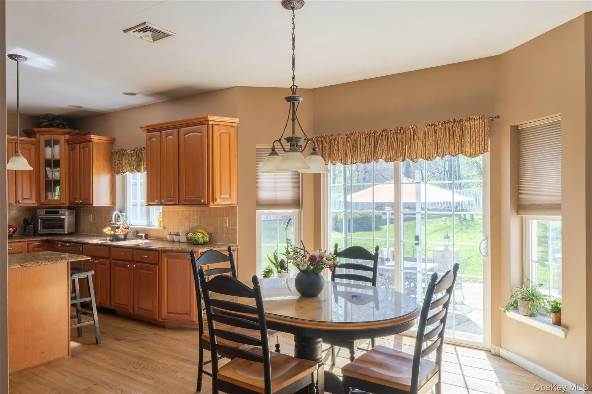 12 Ridgeview Lane, Marlboro, NY, 4 Bedrooms Bedrooms, 14 Rooms Rooms,2 BathroomsBathrooms,Residential,For Rent,Ridgeview,0,1045235 12 Ridgeview Lane, Marlboro, NY, 4 Bedrooms Bedrooms, 14 Rooms Rooms,2 BathroomsBathrooms,Residential,For Rent,Ridgeview,0,1045235