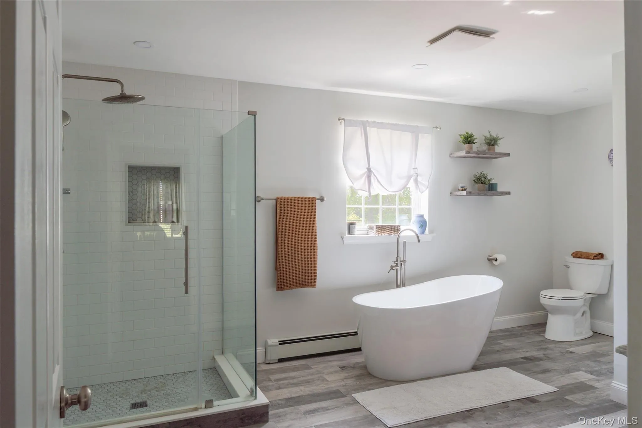 12 Ridgeview Lane, Marlboro, NY, 4 Bedrooms Bedrooms, 14 Rooms Rooms,2 BathroomsBathrooms,Residential,For Rent,Ridgeview,0,1045235 12 Ridgeview Lane, Marlboro, NY, 4 Bedrooms Bedrooms, 14 Rooms Rooms,2 BathroomsBathrooms,Residential,For Rent,Ridgeview,0,1045235