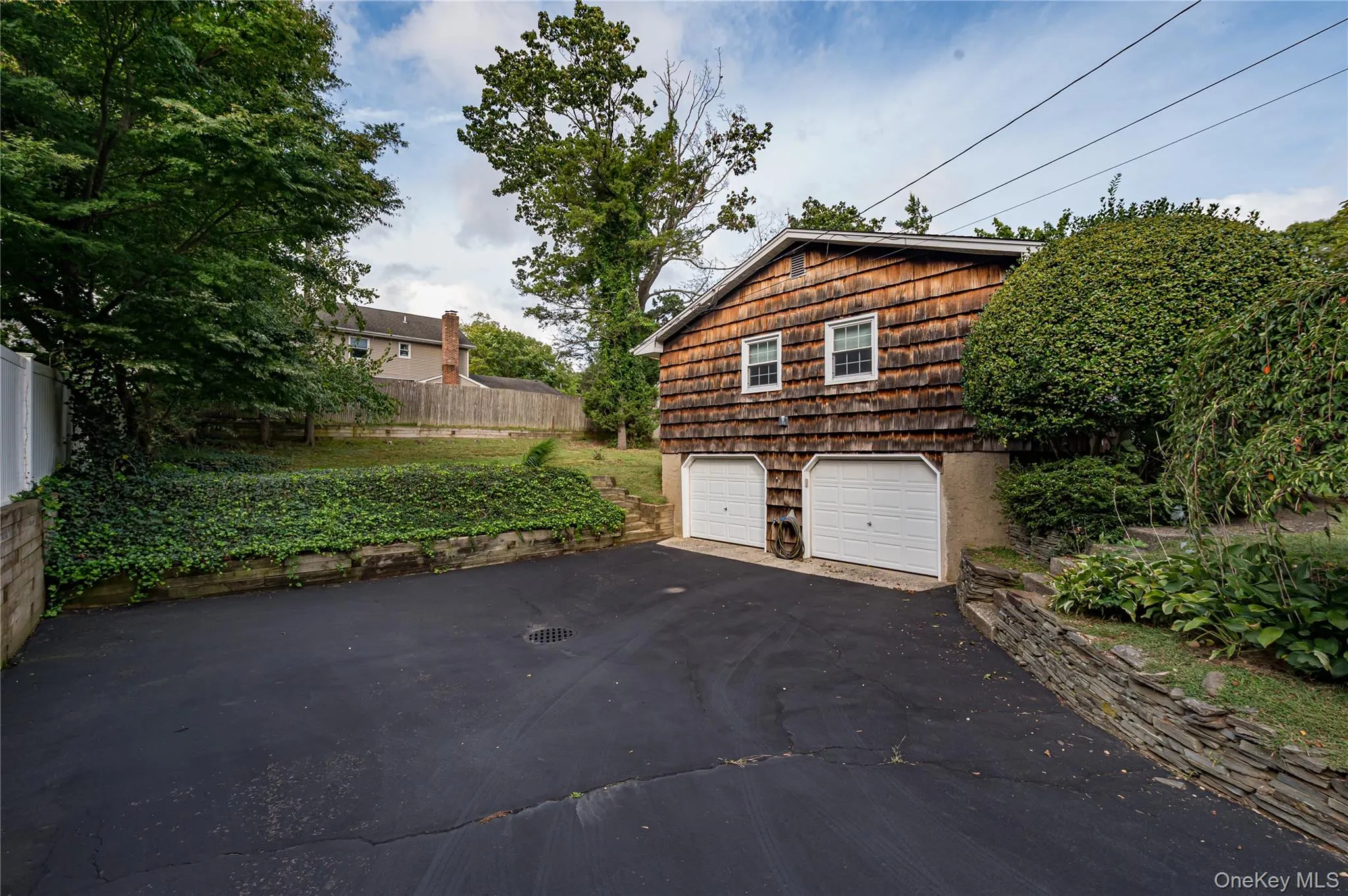 4 Huber Place, Smithtown, NY, 3 Bedrooms Bedrooms, 8 Rooms Rooms,2 BathroomsBathrooms,Residential,For Rent,Huber,0,1045238 4 Huber Place, Smithtown, NY, 3 Bedrooms Bedrooms, 8 Rooms Rooms,2 BathroomsBathrooms,Residential,For Rent,Huber,0,1045238