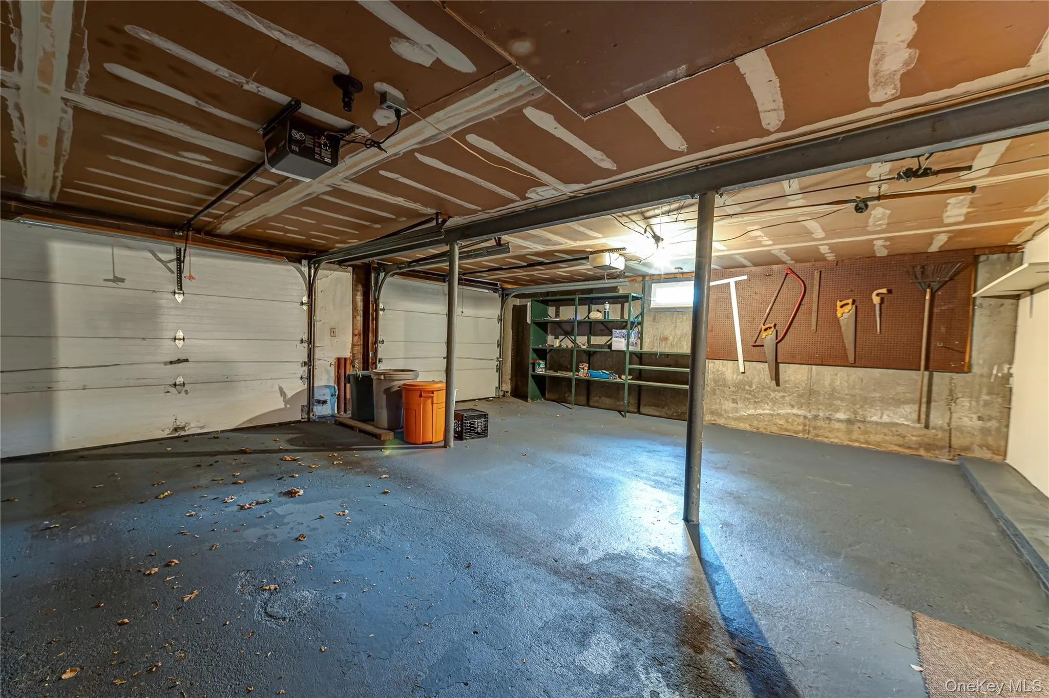 4 Huber Place, Smithtown, NY, 3 Bedrooms Bedrooms, 8 Rooms Rooms,2 BathroomsBathrooms,Residential,For Rent,Huber,0,1045238 4 Huber Place, Smithtown, NY, 3 Bedrooms Bedrooms, 8 Rooms Rooms,2 BathroomsBathrooms,Residential,For Rent,Huber,0,1045238