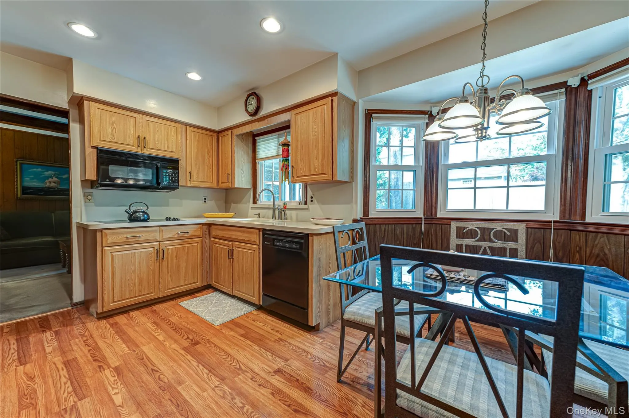 4 Huber Place, Smithtown, NY, 3 Bedrooms Bedrooms, 8 Rooms Rooms,2 BathroomsBathrooms,Residential,For Rent,Huber,0,1045238 4 Huber Place, Smithtown, NY, 3 Bedrooms Bedrooms, 8 Rooms Rooms,2 BathroomsBathrooms,Residential,For Rent,Huber,0,1045238