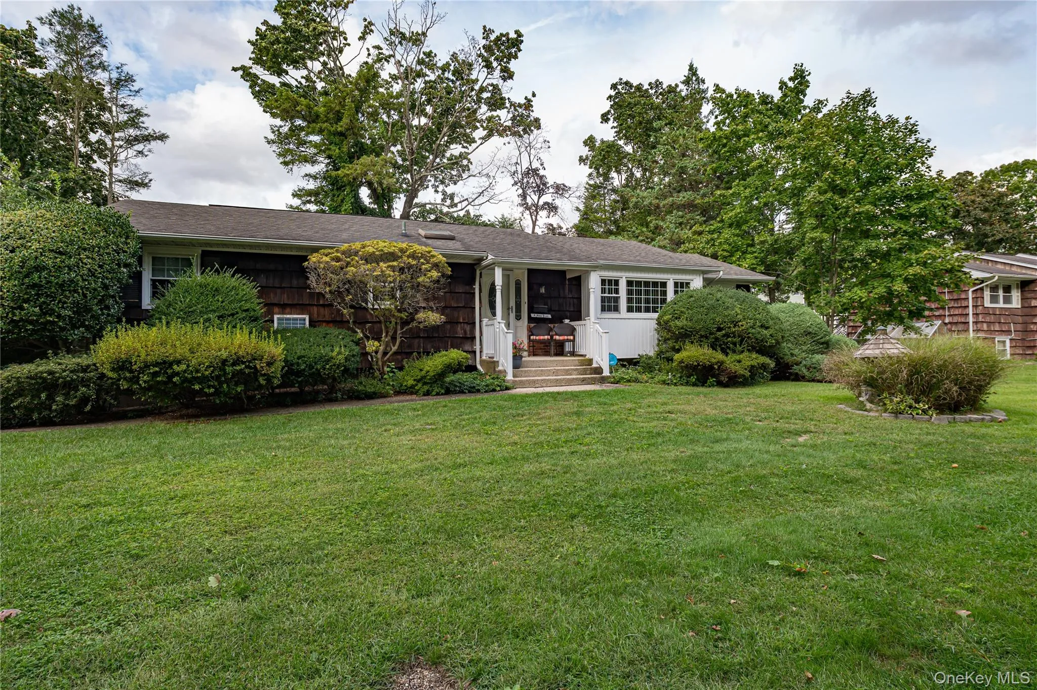 4 Huber Place, Smithtown, NY, 3 Bedrooms Bedrooms, 8 Rooms Rooms,2 BathroomsBathrooms,Residential,For Rent,Huber,0,1045238 4 Huber Place, Smithtown, NY, 3 Bedrooms Bedrooms, 8 Rooms Rooms,2 BathroomsBathrooms,Residential,For Rent,Huber,0,1045238