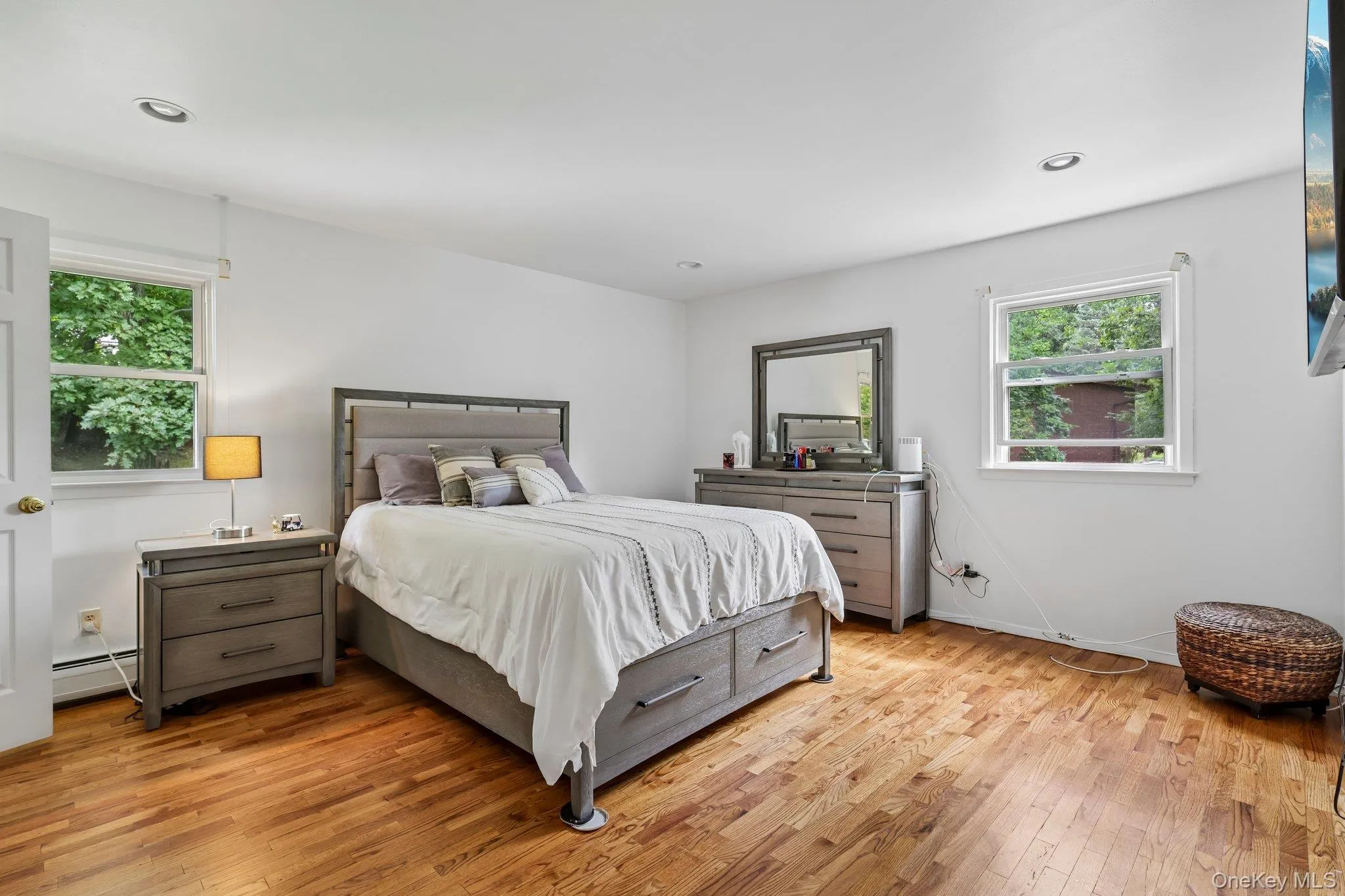 82 Branchville Road, Clarkstown, NY, 5 Bedrooms Bedrooms, 11 Rooms Rooms,3 BathroomsBathrooms,Residential,For Rent,Branchville,0,1045240 82 Branchville Road, Clarkstown, NY, 5 Bedrooms Bedrooms, 11 Rooms Rooms,3 BathroomsBathrooms,Residential,For Rent,Branchville,0,1045240