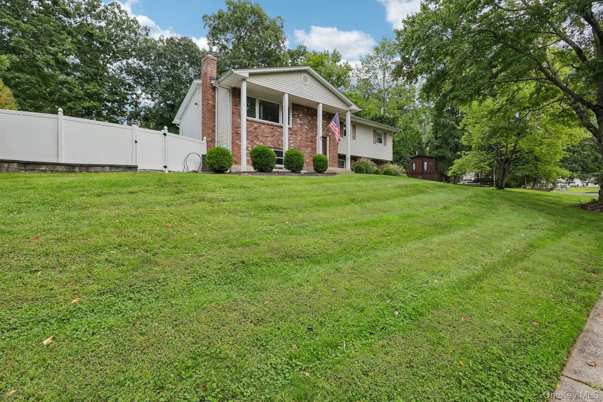82 Branchville Road, Clarkstown, NY, 5 Bedrooms Bedrooms, 11 Rooms Rooms,3 BathroomsBathrooms,Residential,For Rent,Branchville,0,1045240 82 Branchville Road, Clarkstown, NY, 5 Bedrooms Bedrooms, 11 Rooms Rooms,3 BathroomsBathrooms,Residential,For Rent,Branchville,0,1045240